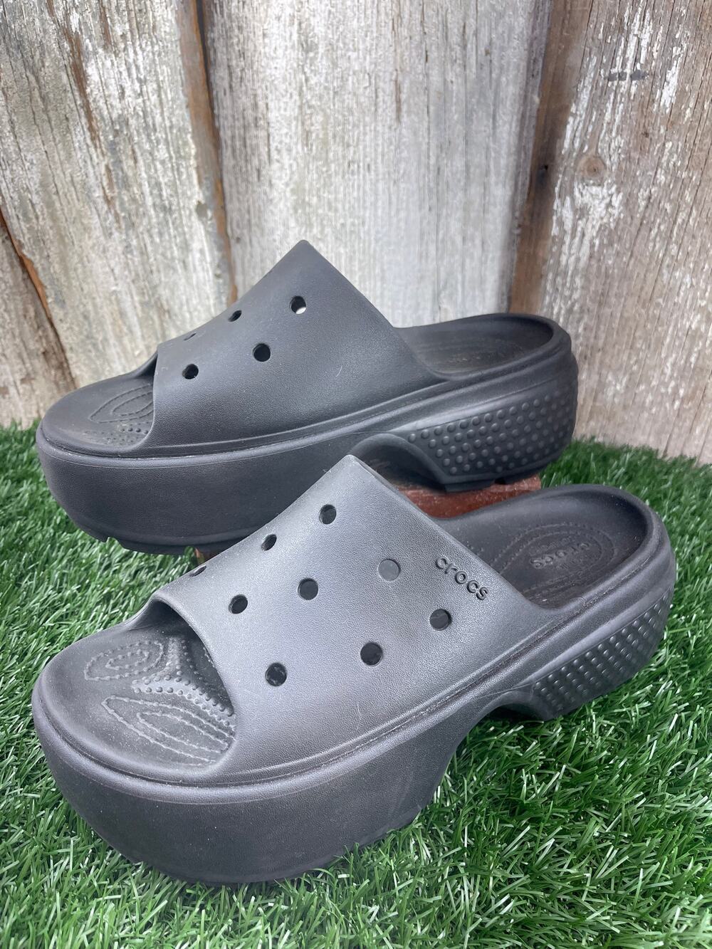 Crocs Stomp Chunky Black Platform Slide Women's 10